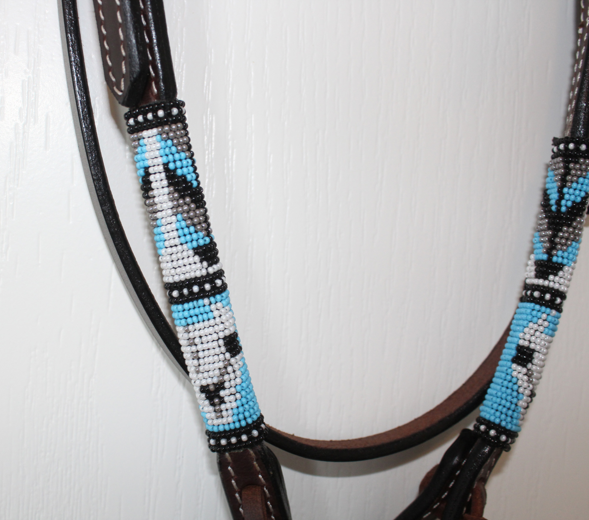 Futurity Beaded Headstall - Longhorn - Image 7